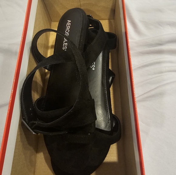 Sandals - Picture 2 of 5